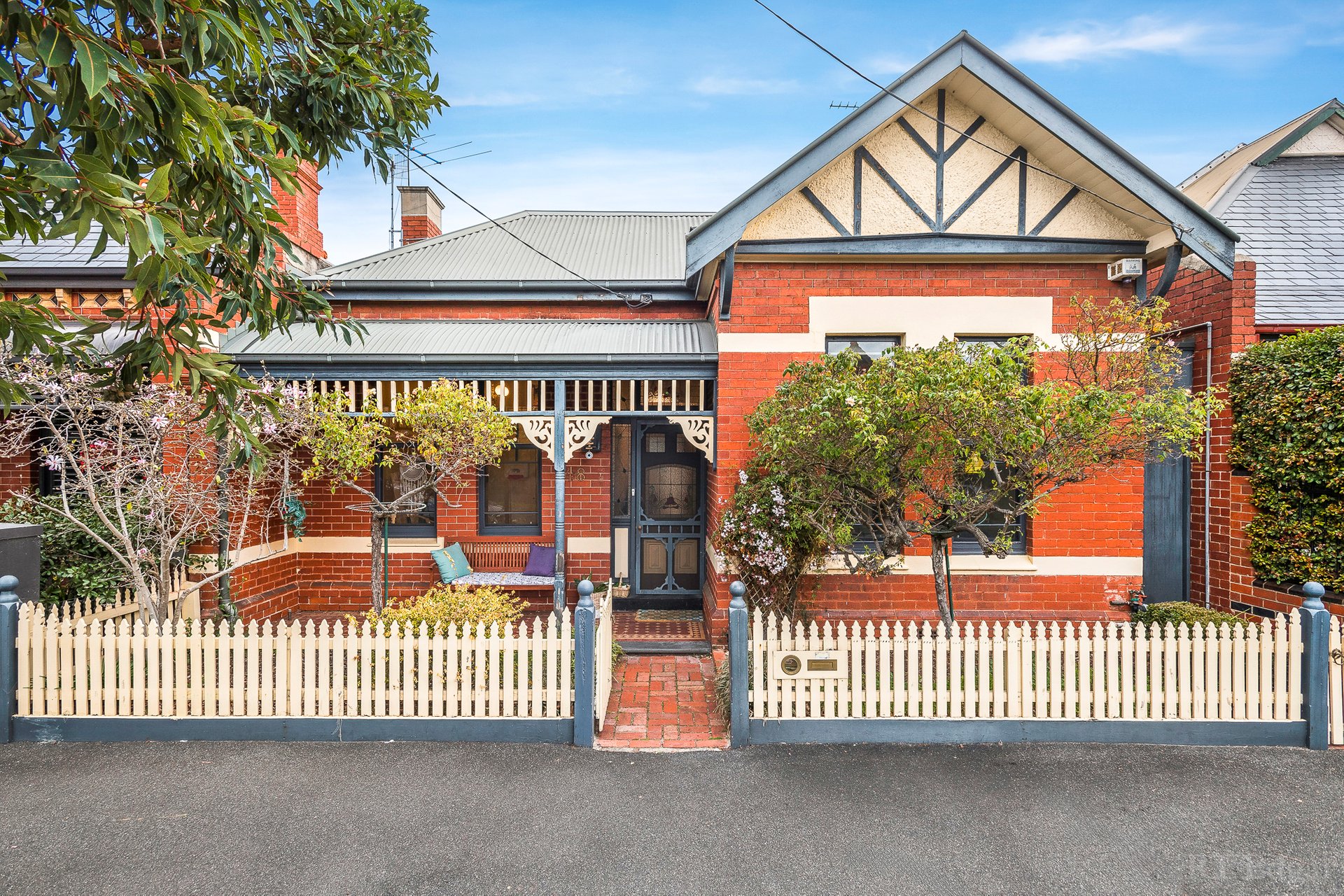 48 Dinsdale Street, Albert Park image 1
