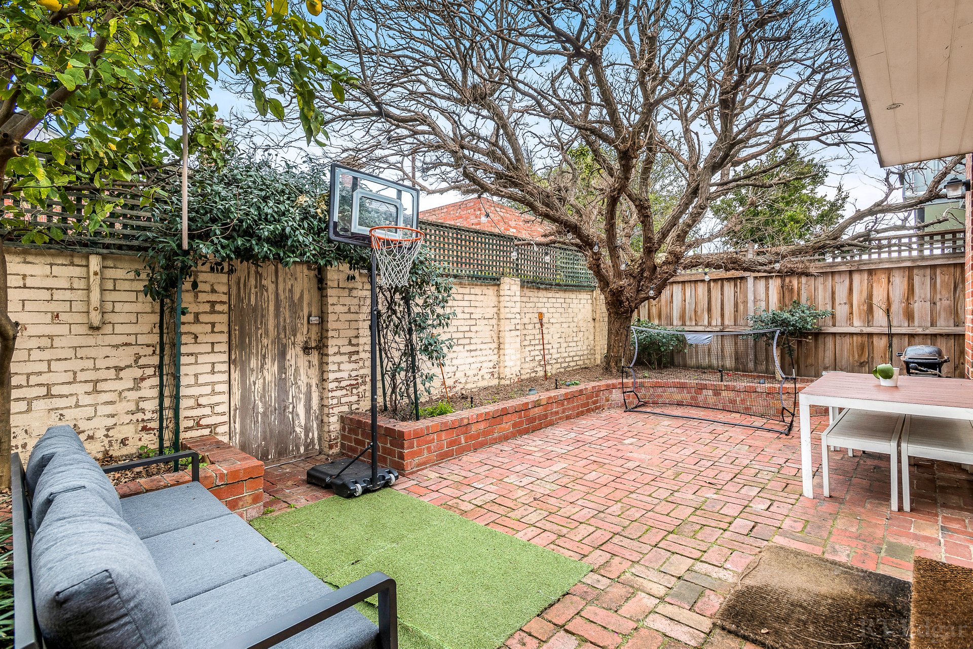 48 Dinsdale Street, Albert Park image 3