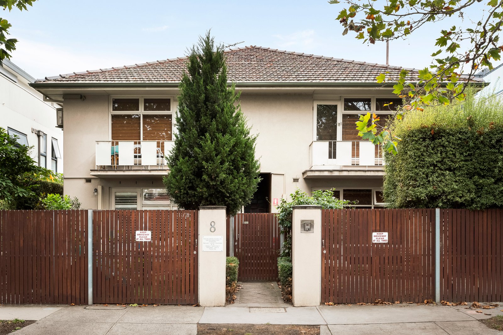 Property Gallery Thumbnail 3