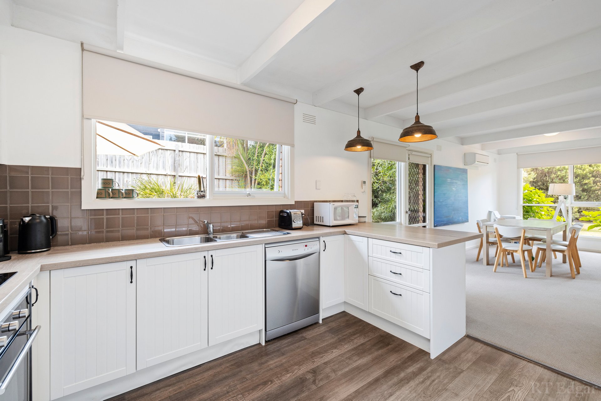 Property Gallery Thumbnail 6