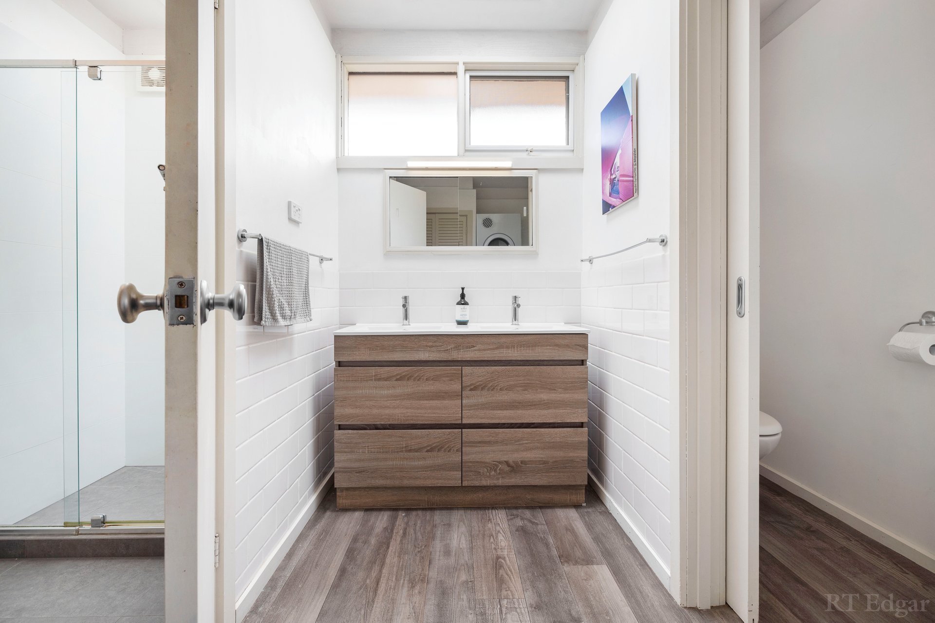Property Gallery Thumbnail 8