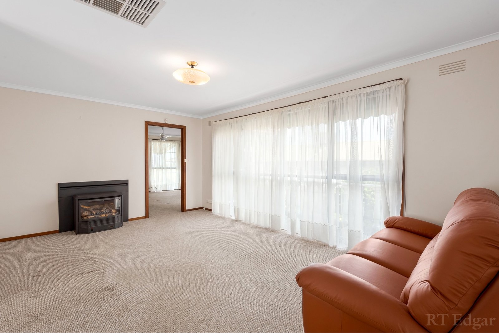 Property Gallery Thumbnail 6
