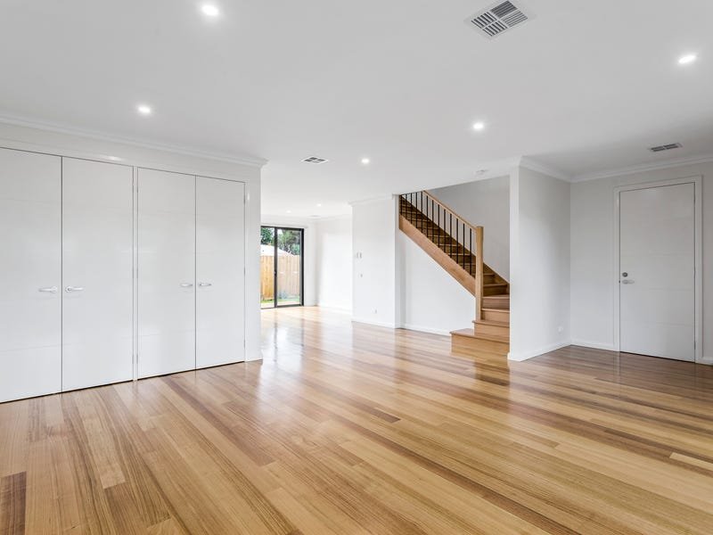 Property Gallery Thumbnail 2