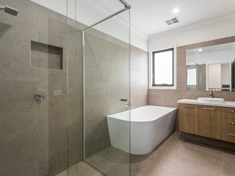 Property Gallery Thumbnail 8