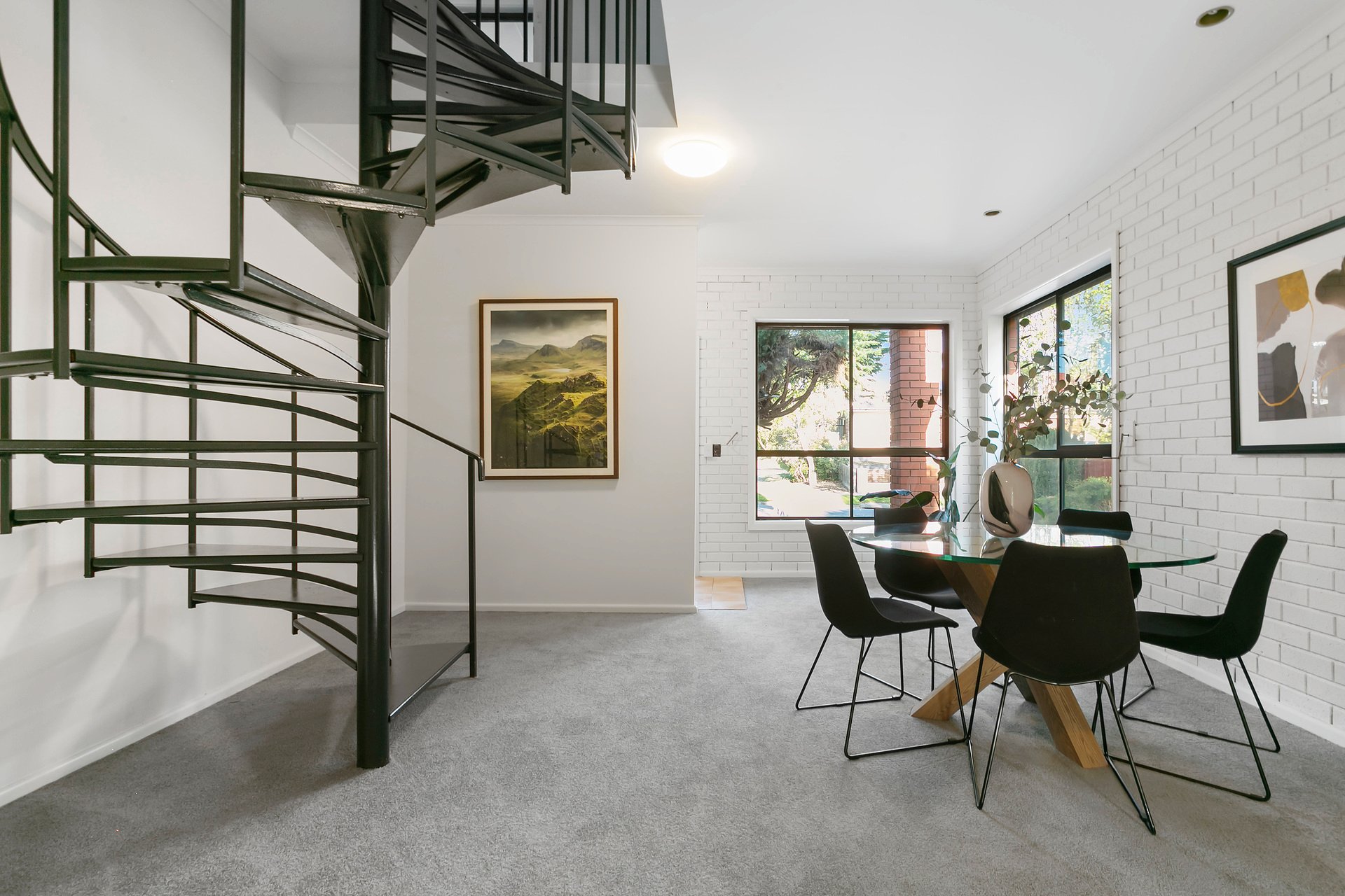 Property Gallery Thumbnail 5