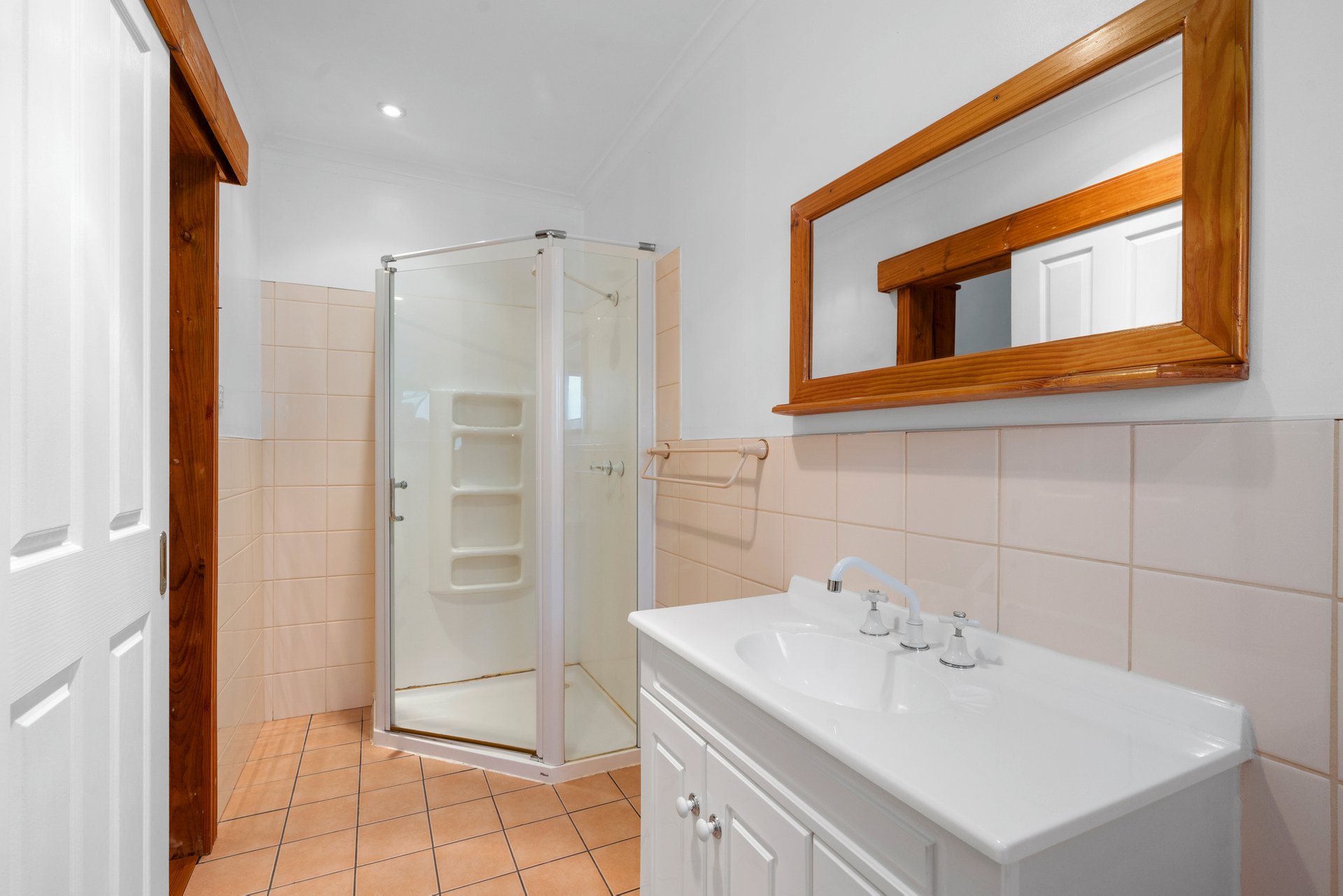 Property Gallery Thumbnail 11