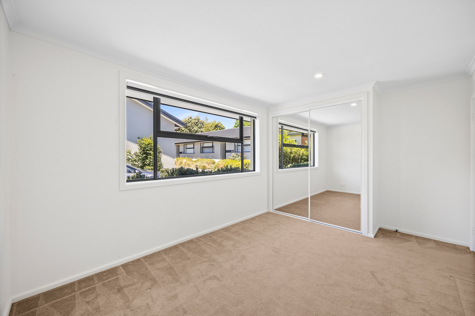 4/8 Grigg Avenue, Vermont image 5
