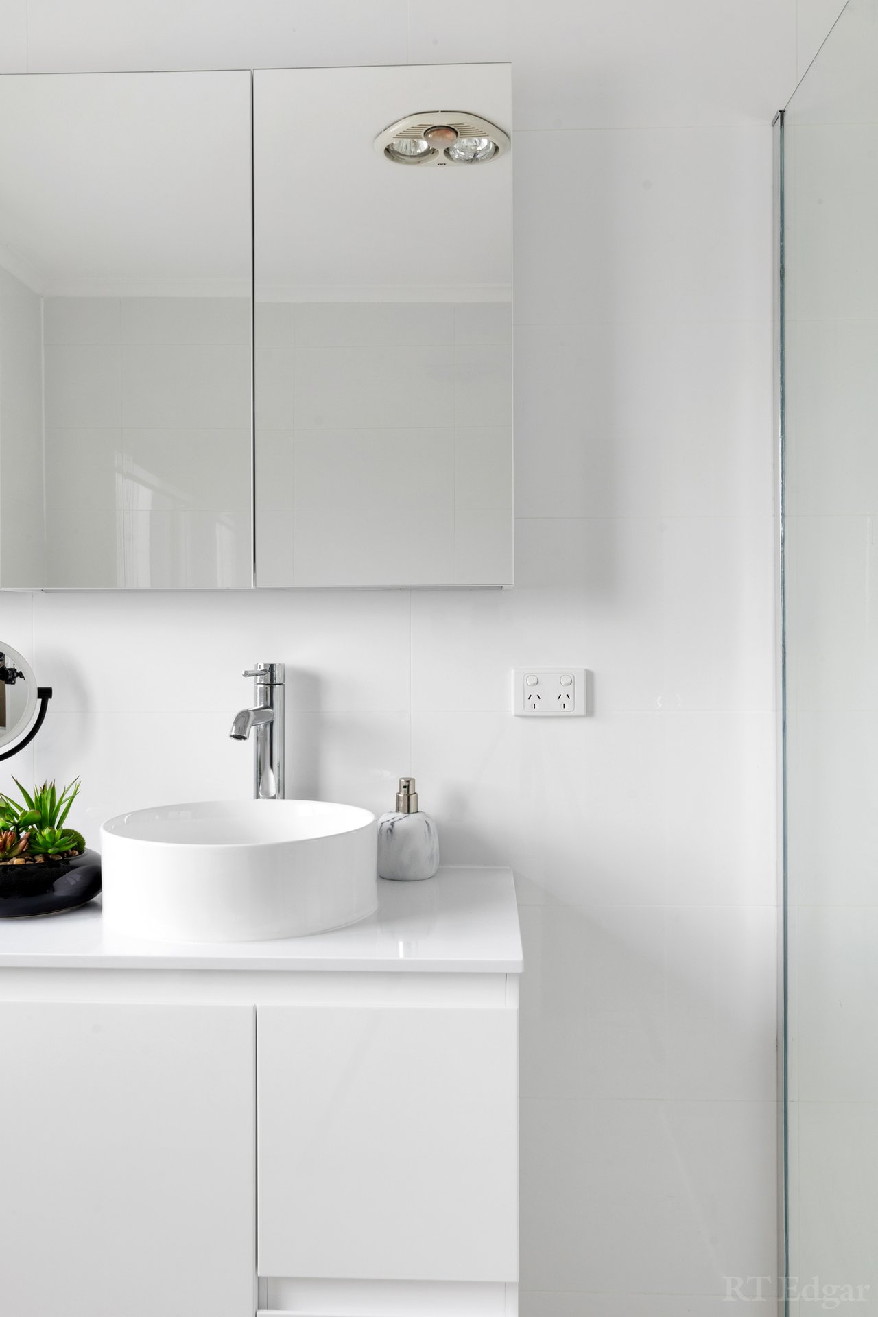 Property Gallery Thumbnail 13