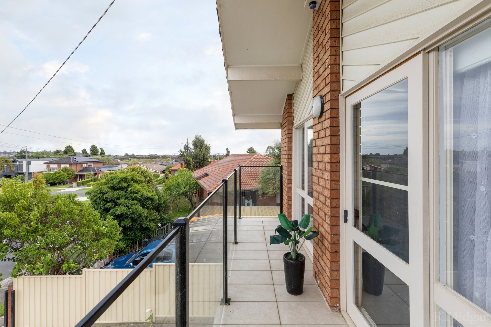 Property Gallery Thumbnail 14