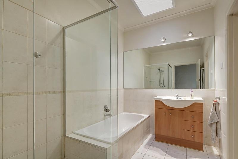 48 Hosken Street, Balwyn North image 5