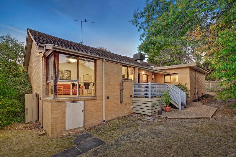 48 Hosken Street, Balwyn North image 7
