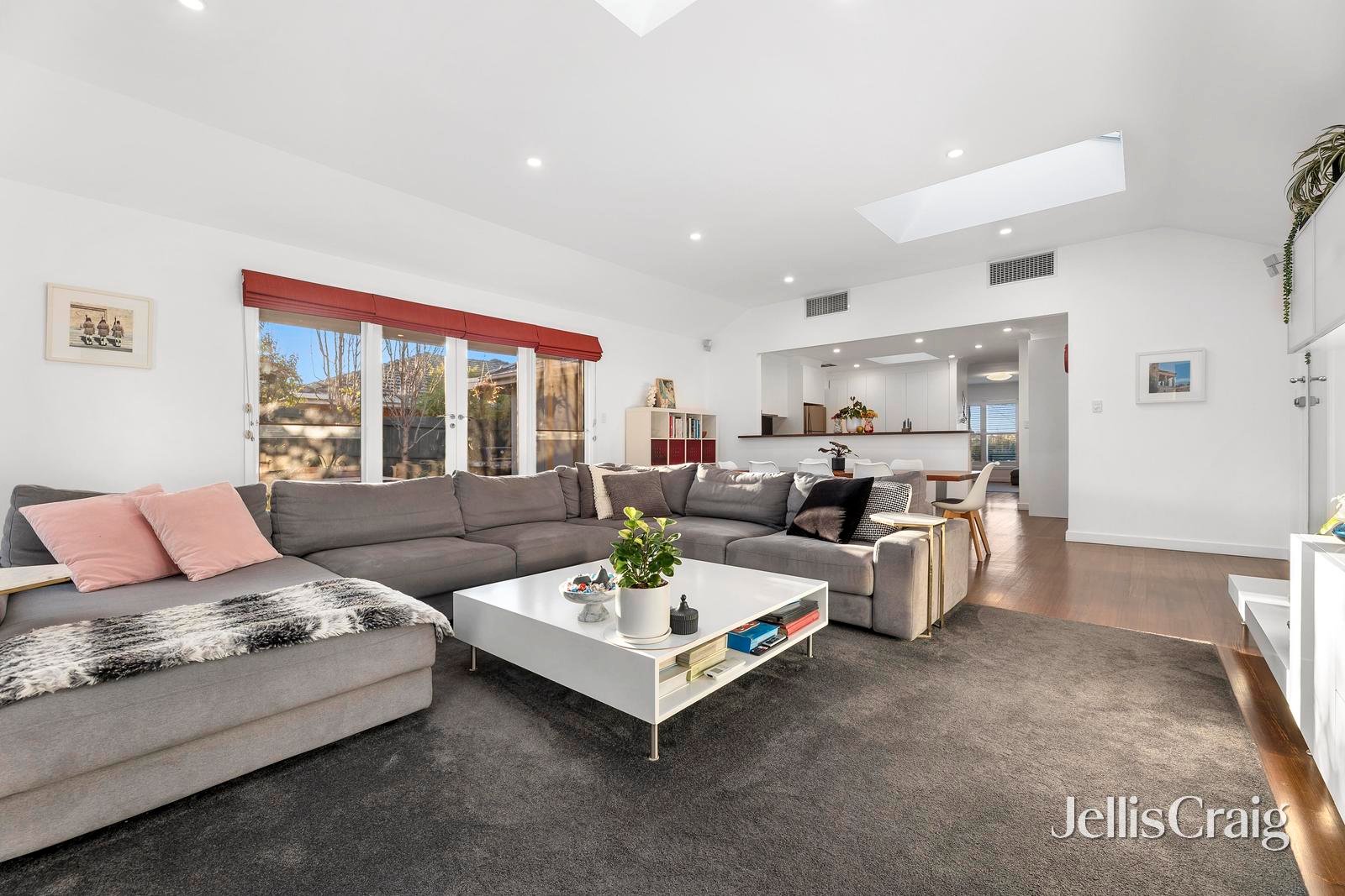 48 Ian Grove, Mount&nbsp;Waverley image 5