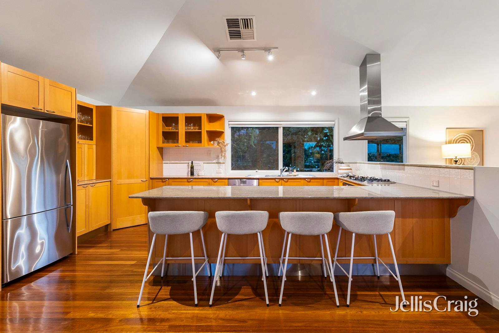 48 Ian Road, Mount&nbsp;Martha image 2