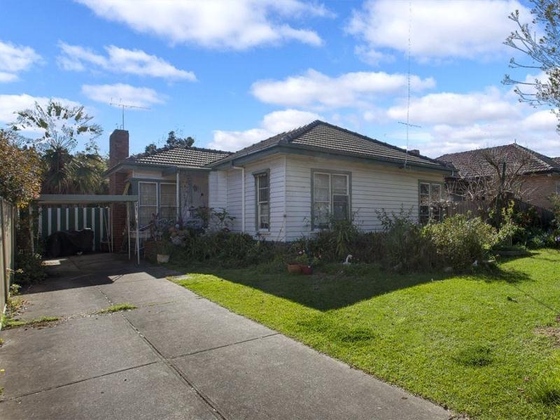 48 Kernan Street, Strathmore image 2