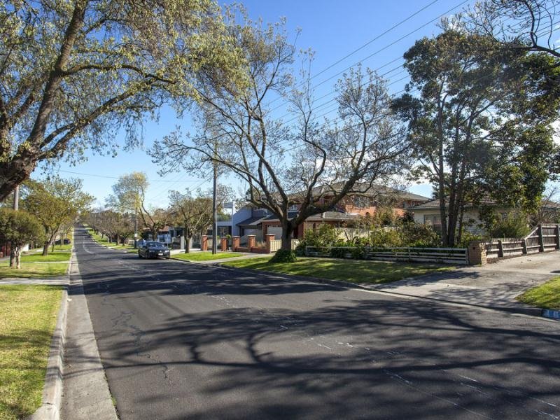 48 Kernan Street, Strathmore image 3