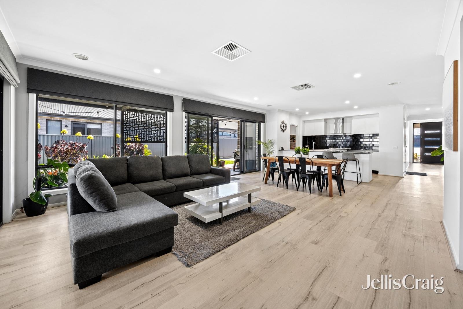 48 Kilkenny Drive, Alfredton image 2