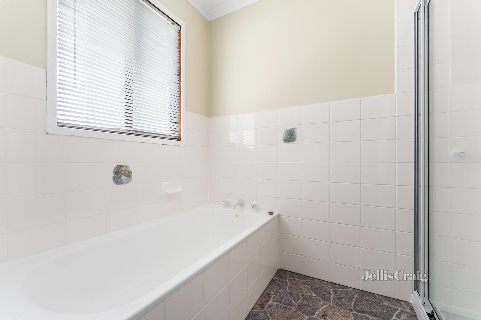 48 Kimberley Drive, Waubra image 11