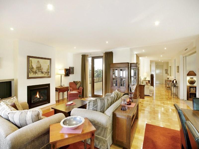 4/8 Lisson Grove, Hawthorn image 4