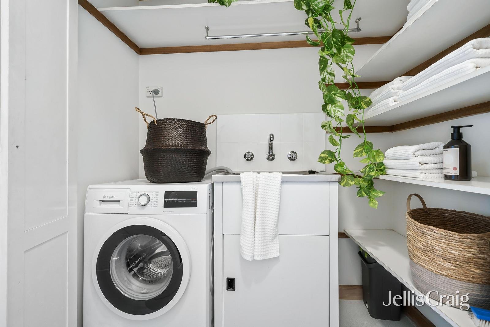 48 Maling Road, Canterbury image 15