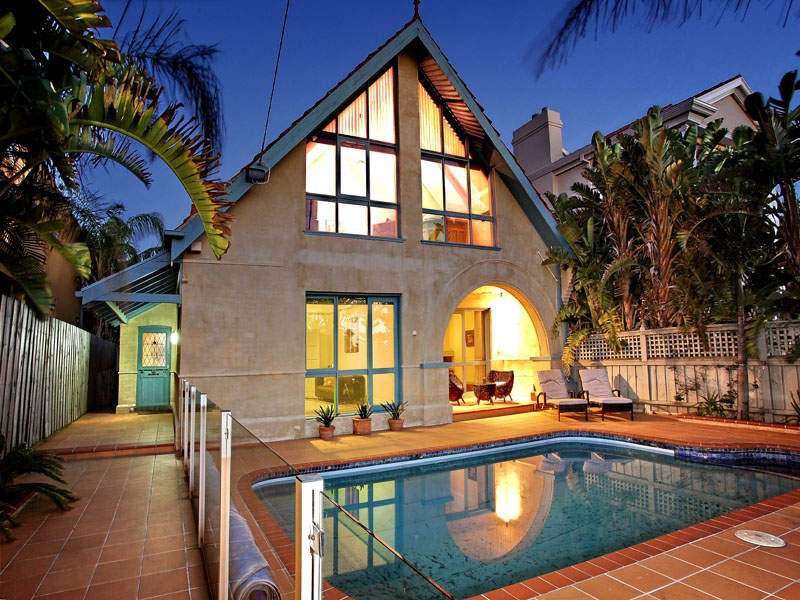 48 Marine Parade, St Kilda image 1
