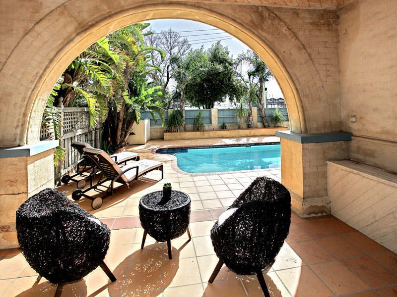 48 Marine Parade, St Kilda image 4