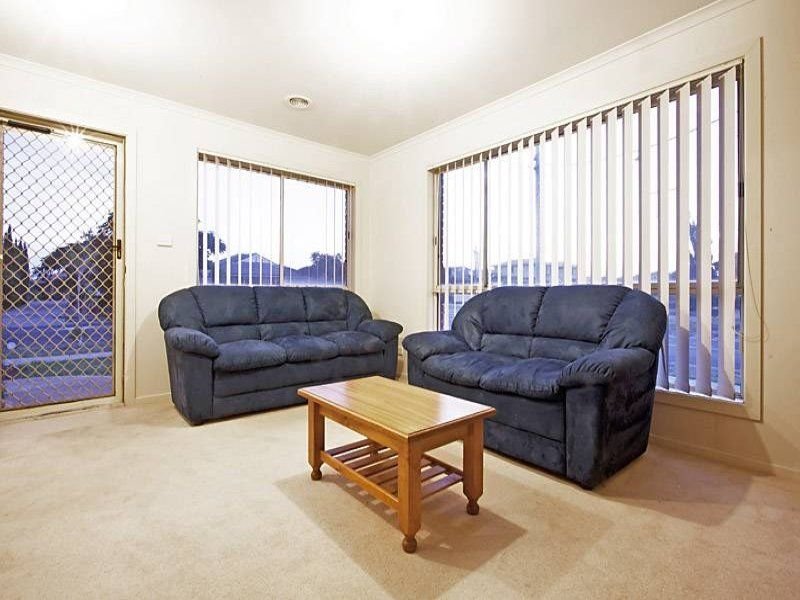 48 May Avenue, Altona&nbsp;Meadows image 2