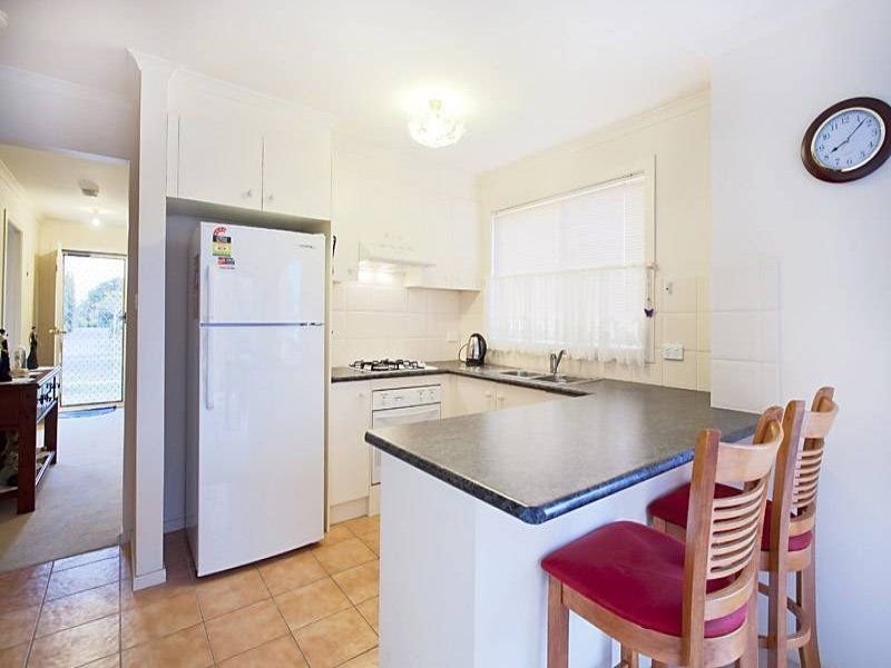 48 May Avenue, Altona&nbsp;Meadows image 3