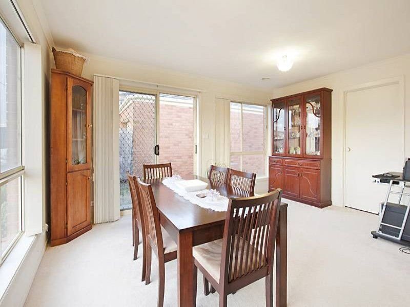 48 May Avenue, Altona&nbsp;Meadows image 5