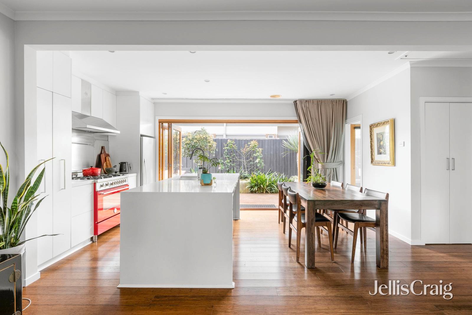 48 Mcgregor Street, Fairfield image 2