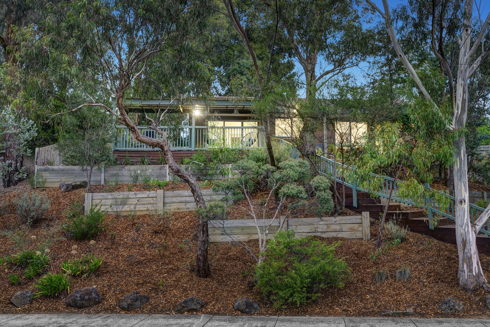 48 Milborne Cres, Eltham image 1