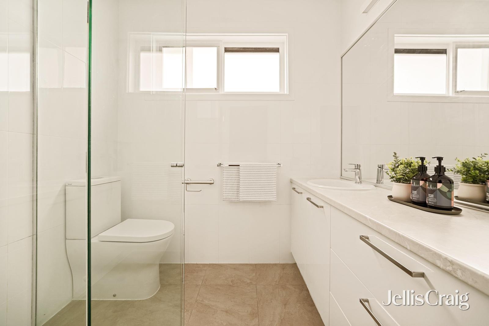 48 Naples Road, Mentone image 10