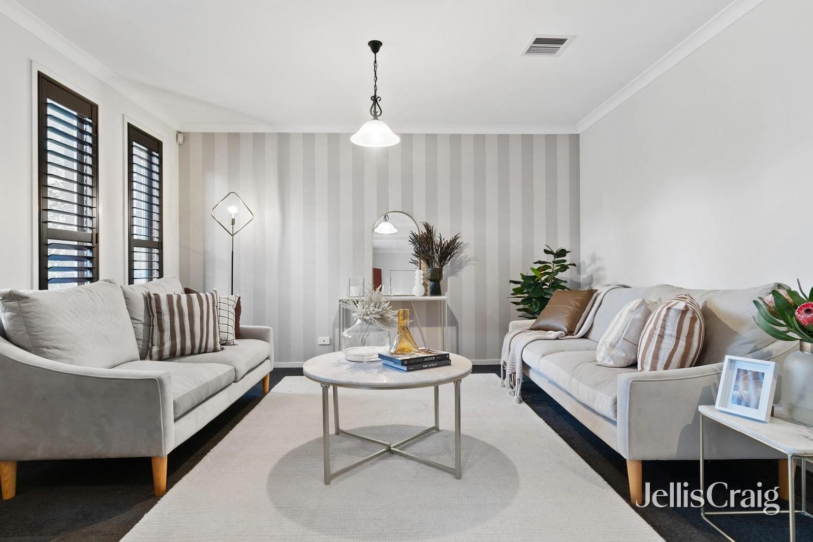 48 Norris Circuit, Croydon image 2