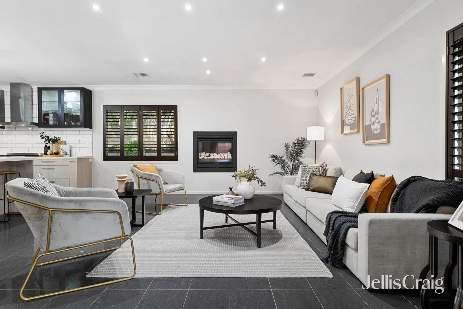 48 Norris Circuit, Croydon image 4