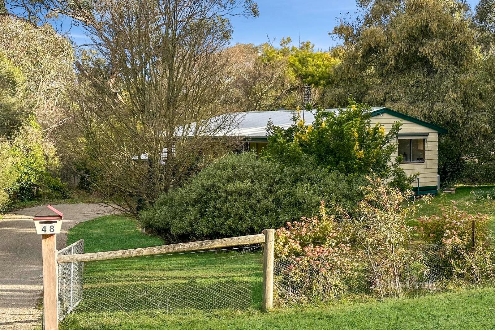 48 Palmer Crescent, Newham image 1