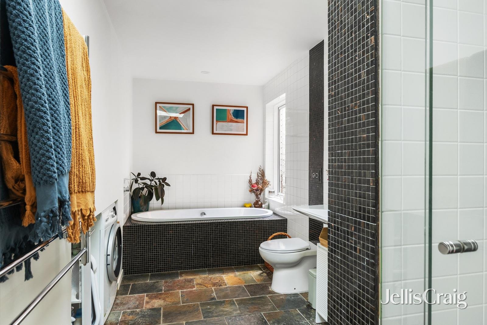 48 Parkville Street, Richmond image 7