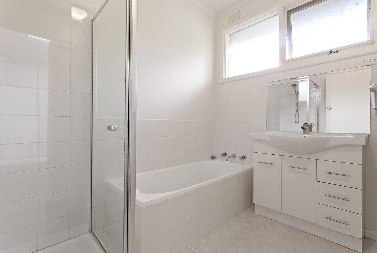 4/8 Parring Road, Balwyn image 4