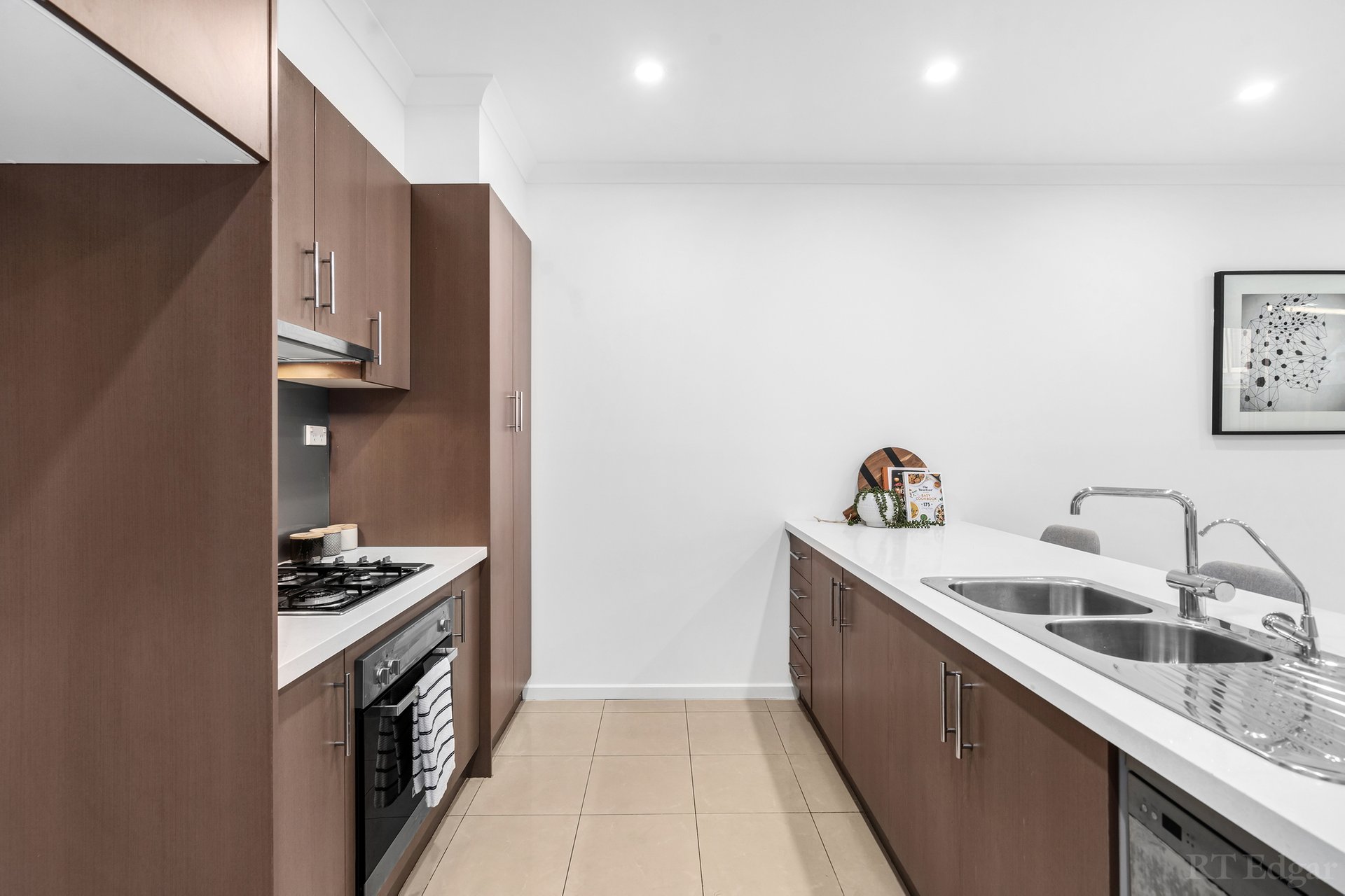Property Gallery Thumbnail 5