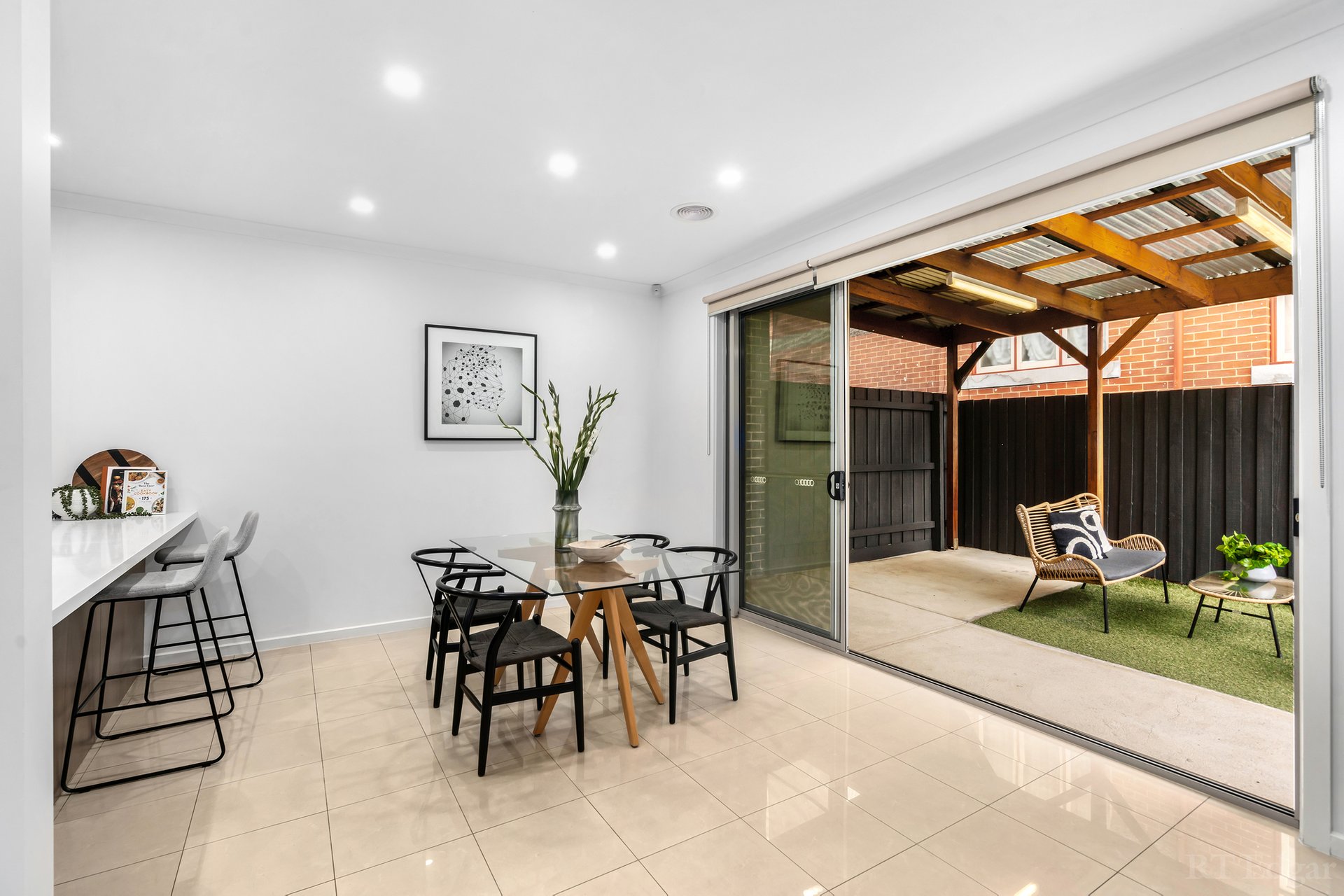 Property Gallery Thumbnail 6