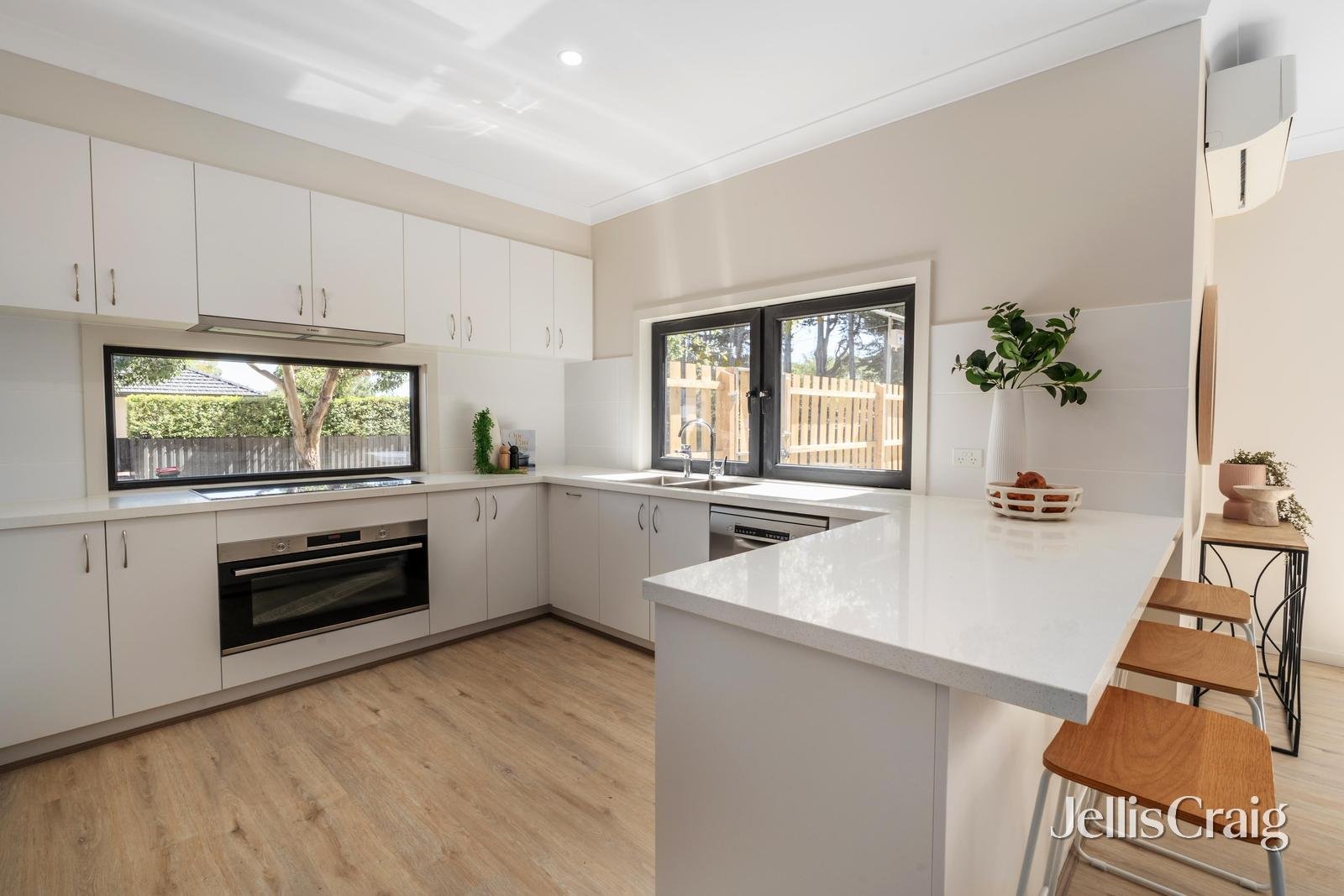 48 Salisbury Avenue, Blackburn image 3