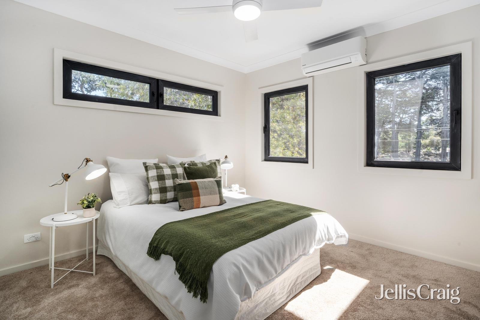 48 Salisbury Avenue, Blackburn image 9