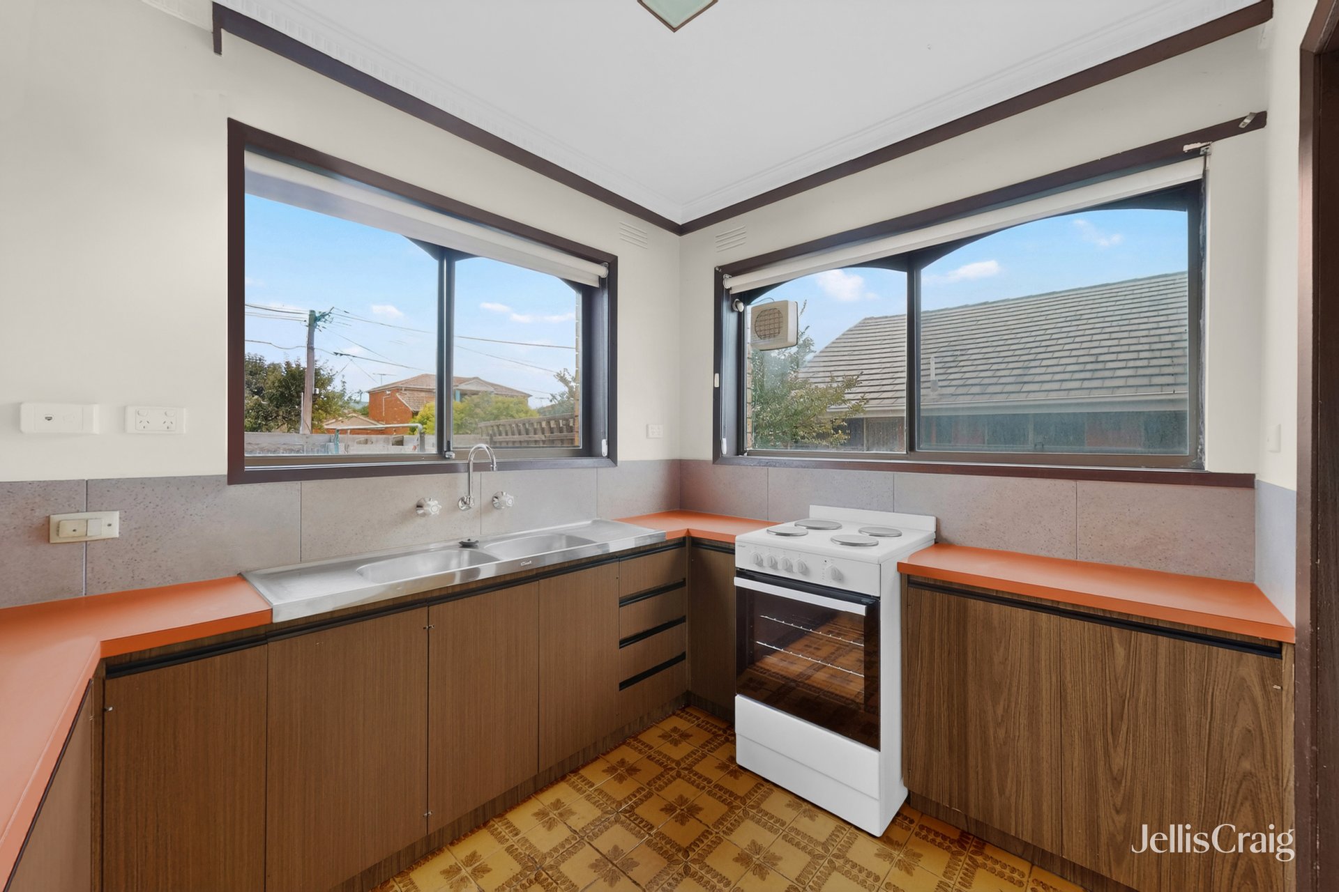 4/8 Salisbury Street, Moonee&nbsp;Ponds image 2