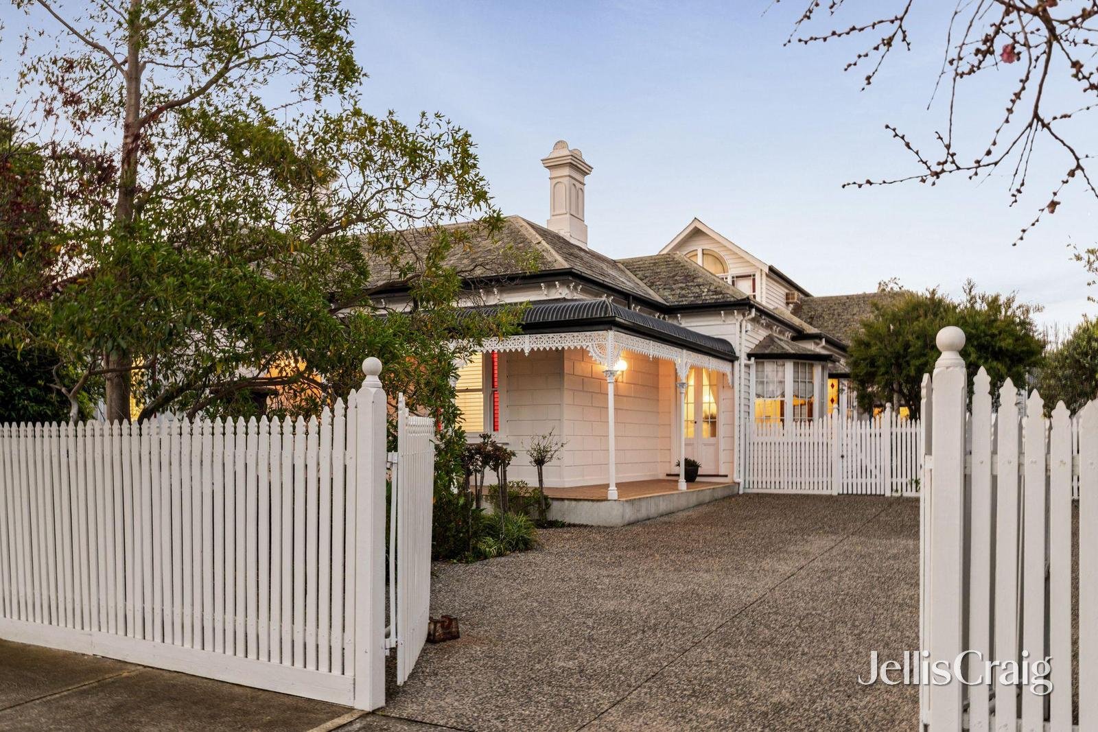 48 Shaftesbury Parade, Thornbury image 3