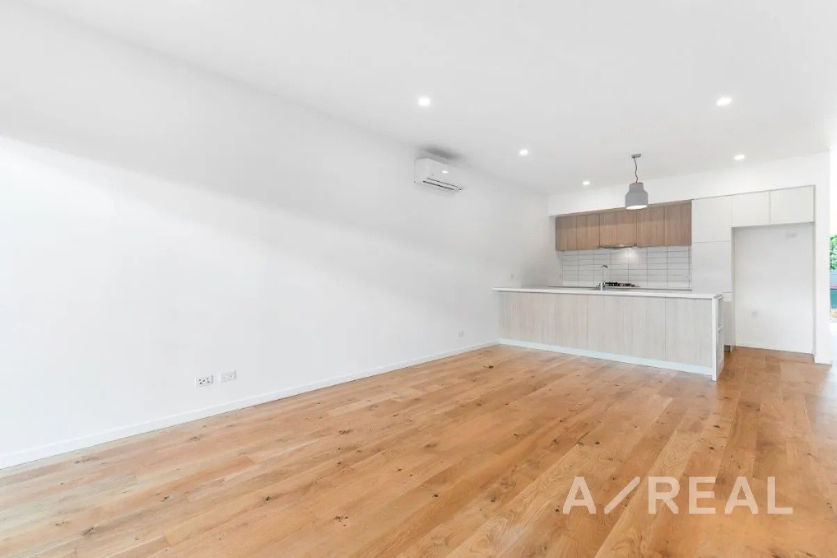 48 Sharp Circuit, Mill Park VIC 3082