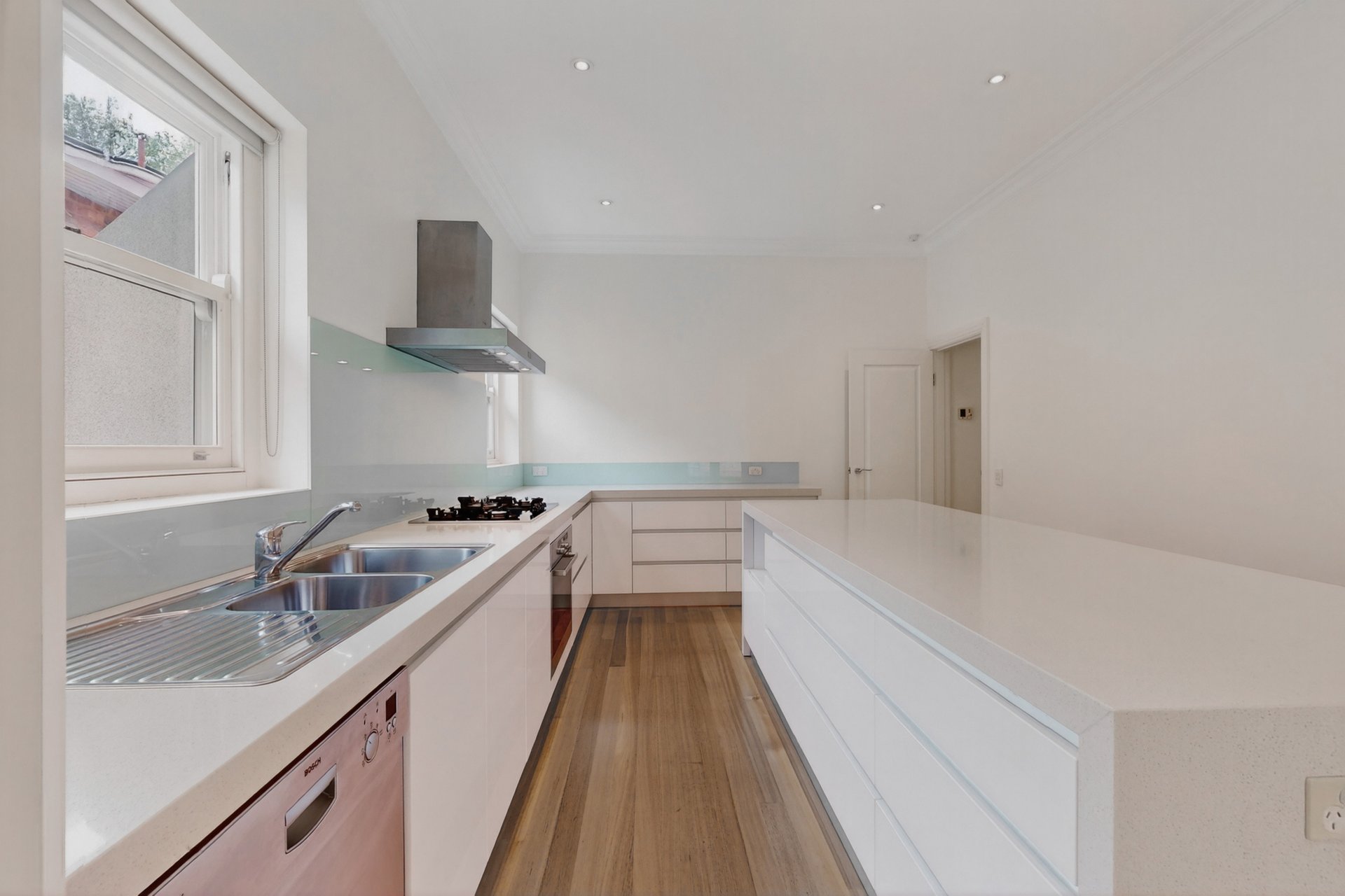 48 Sutherland Street, Malvern East image 6