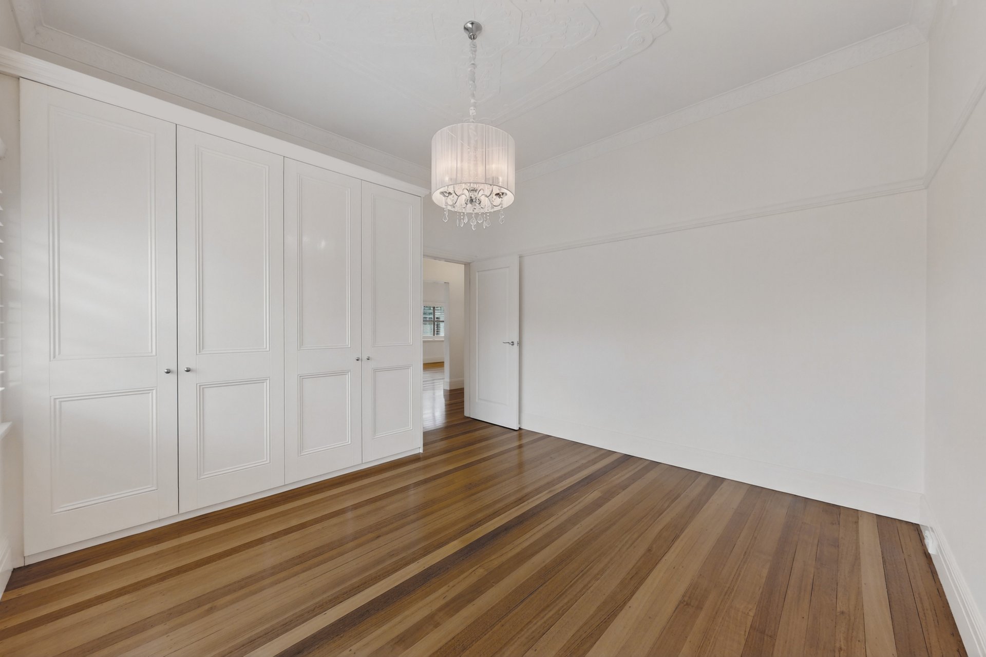 48 Sutherland Street, Malvern East image 8