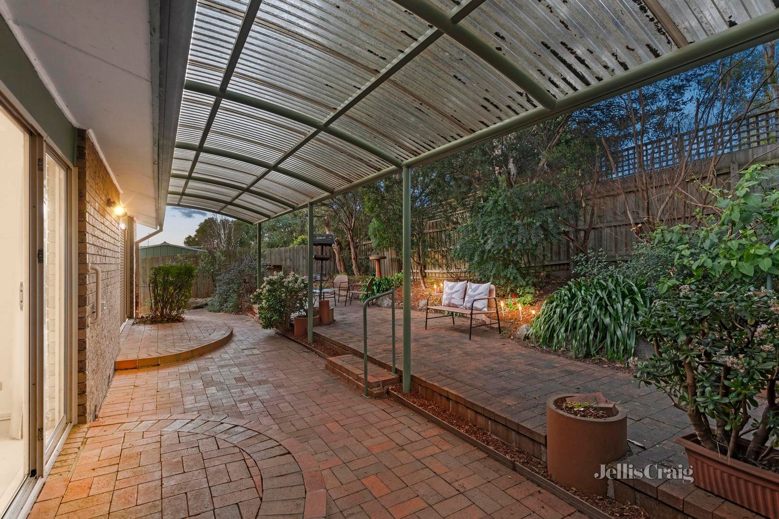 48 Thiele Street, Doncaster image 11