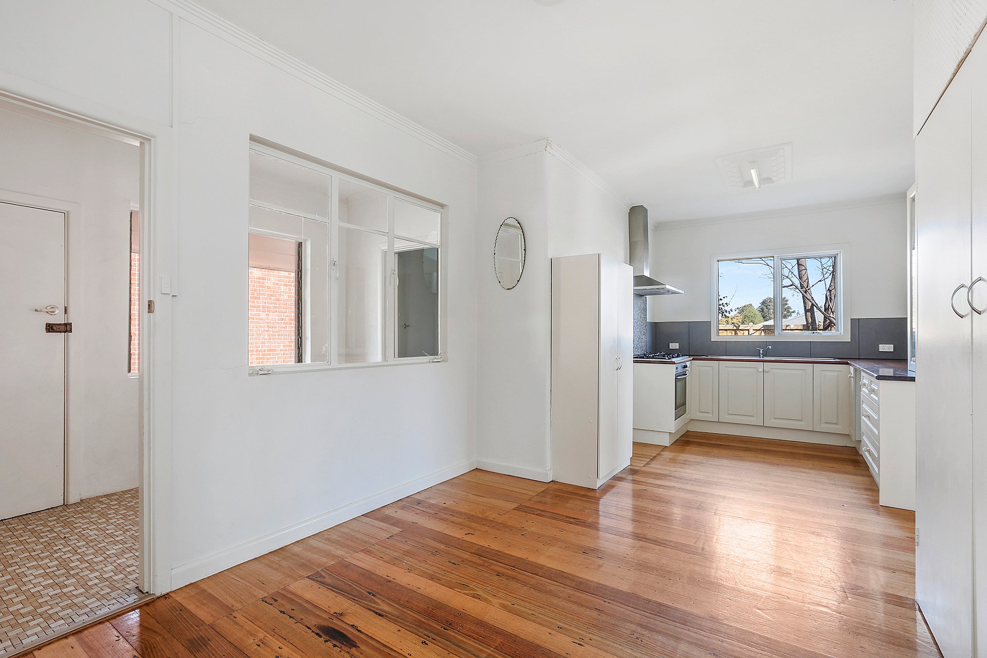 48 Townsend Road, St Albans Park image 4