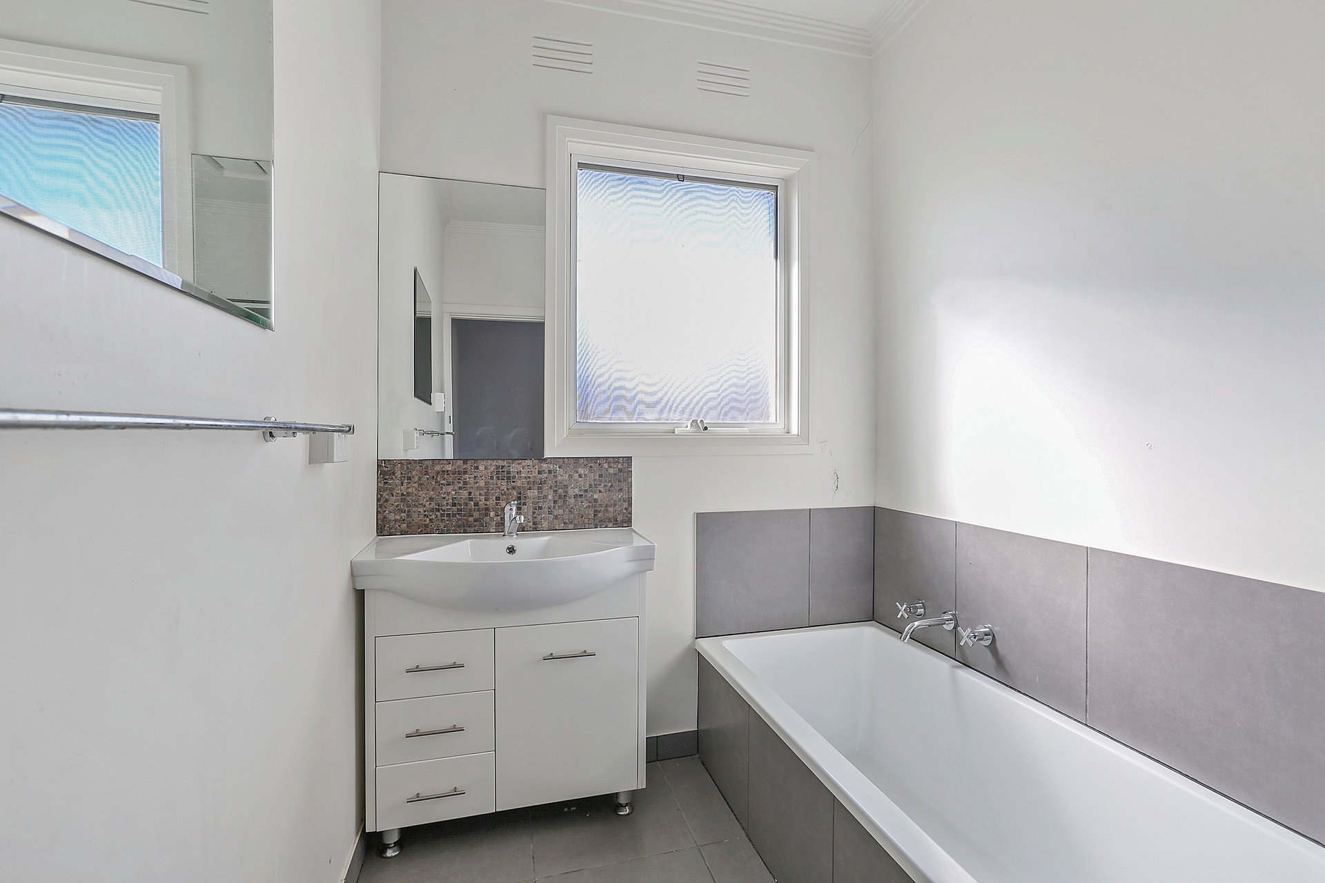 48 Townsend Road, St Albans Park image 7