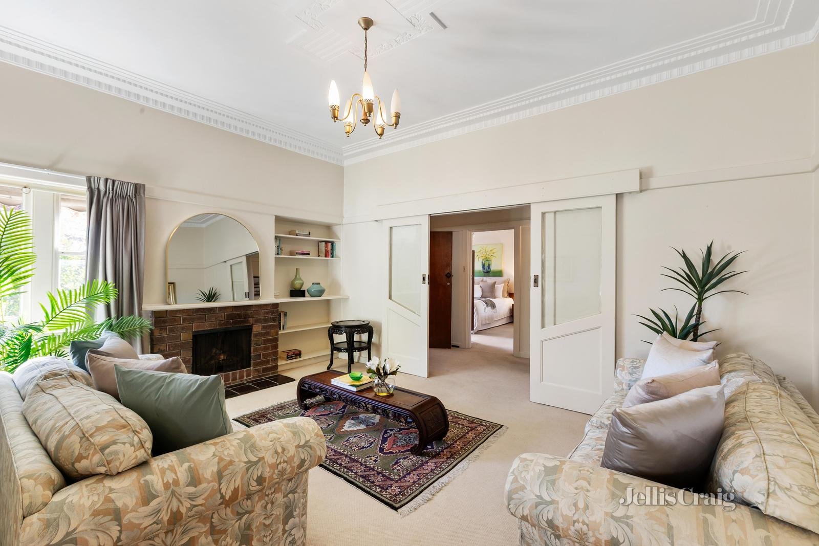 48 Walbundry Avenue, Balwyn North image 3