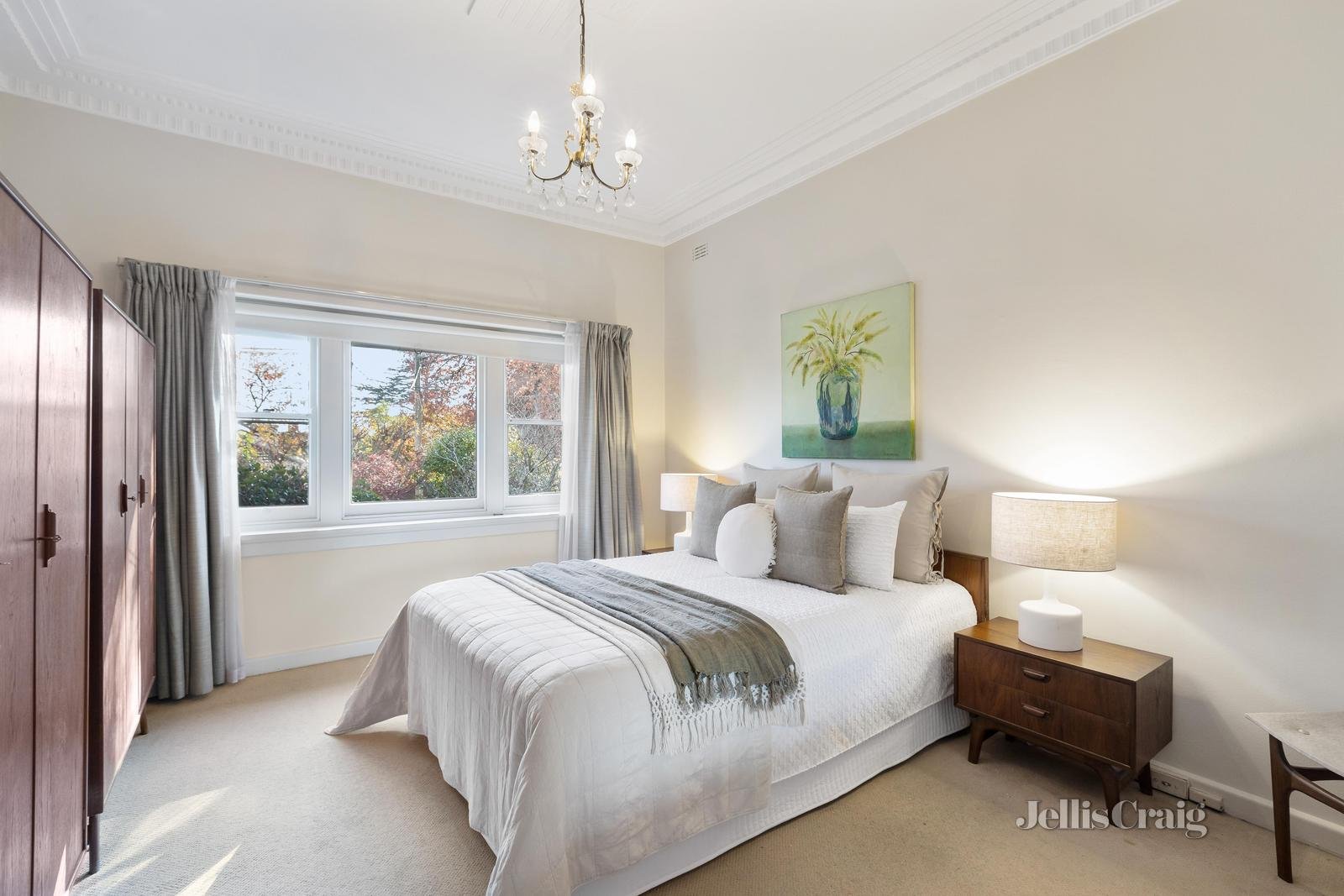 48 Walbundry Avenue, Balwyn North image 6